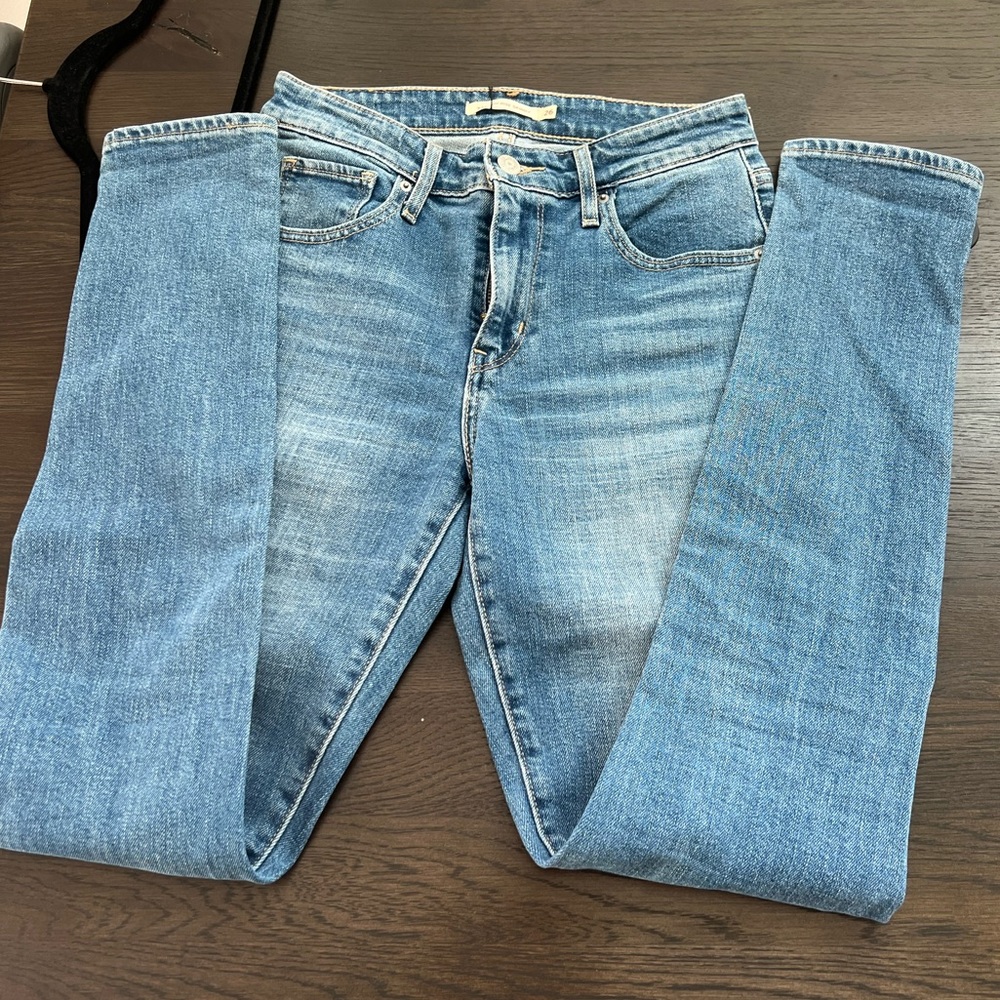 Levi’s - Picture 8 of 8